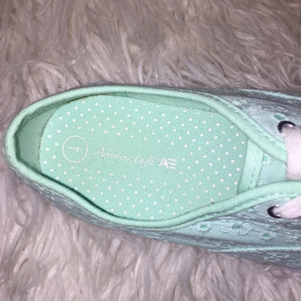 Shoes - Picture 3 of 3